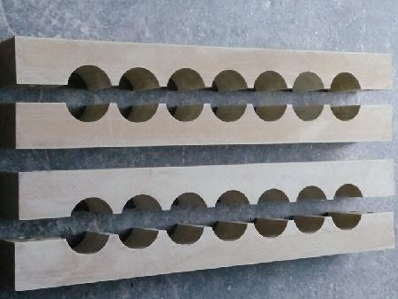 绝缘资料树脂夹具